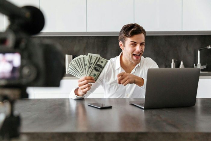 How many members do you need to earn money from YouTube in 2020?