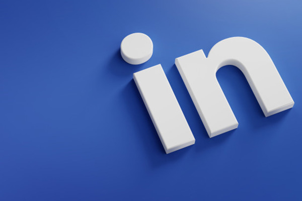 تبلیغ استوری لینکدین و دانستنی ها